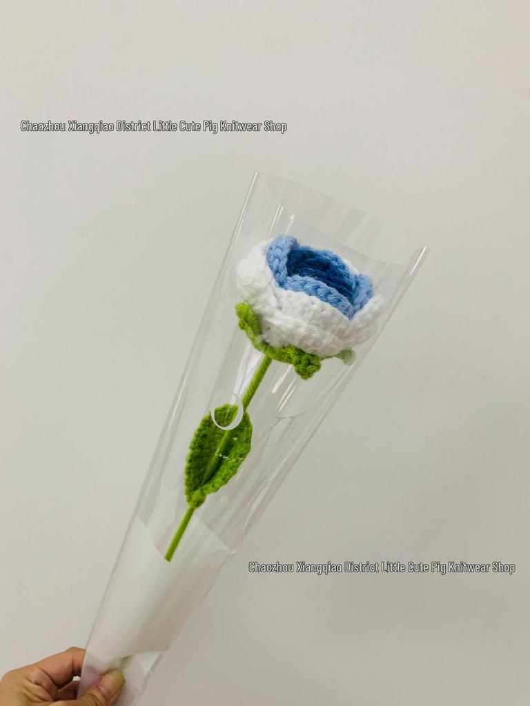 Hand-Knitted Gradient Rose Crochet Bouquet - Preserved Artificial Flowers Valentine's Gift