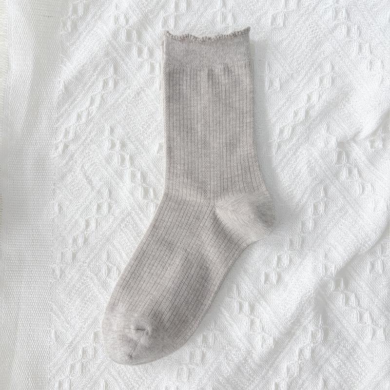 Schwarze Socken mit Ohrbesatz für Damen, Wadenlange Socken für Herbst und Winter, Trendige einfarbige Baumwollsocken, Frotteesocken mit Spitze, Nahtlose Damensocken