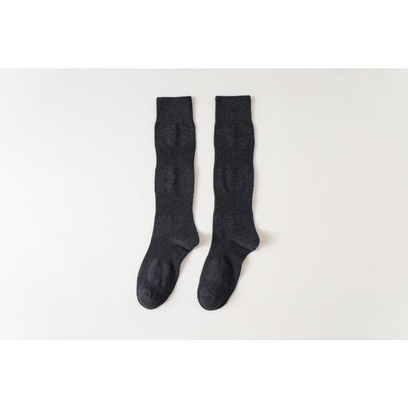 

Гольфы-фонарики до икры для женщин, чтобы выглядеть стройнее и иметь красивые ноги осенью и зимой. Носки из чистого хлопка, компрессионные, противоскользящие и не сползающие 1 pair темно серый