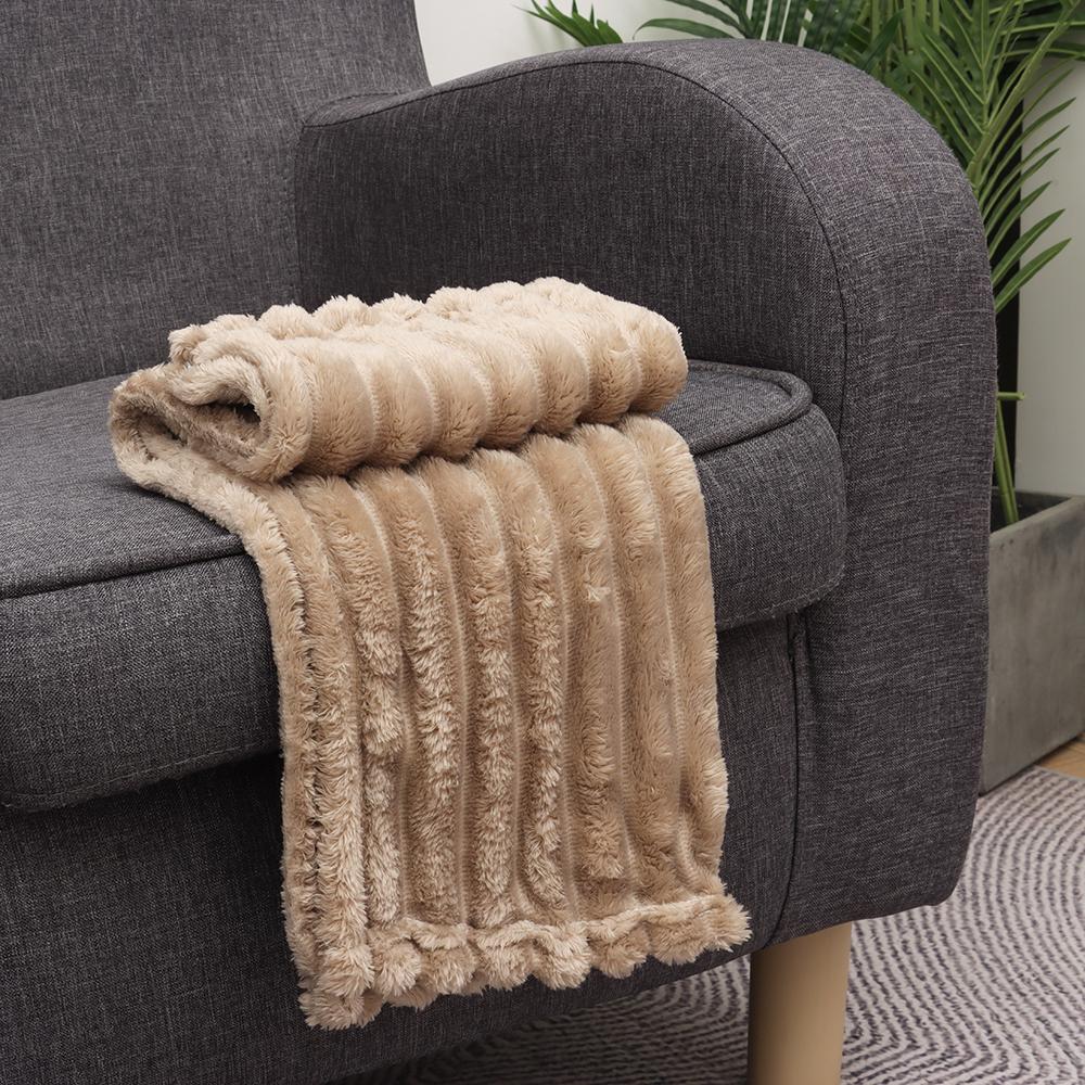 New Double Sided Warm Blanket Warm Skin-Friendly Conditioning Quilt Solid Color Ultra Soft Plush Striped Blankets