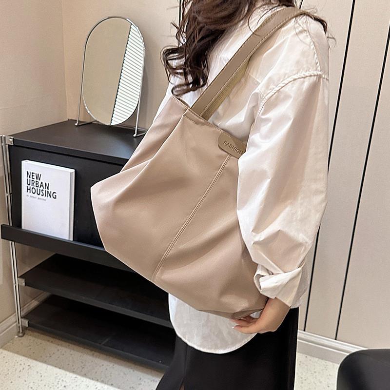 Stylish Large Capacity Canvas Tote Bag For Women In Black White And Khaki Ideal For College Students