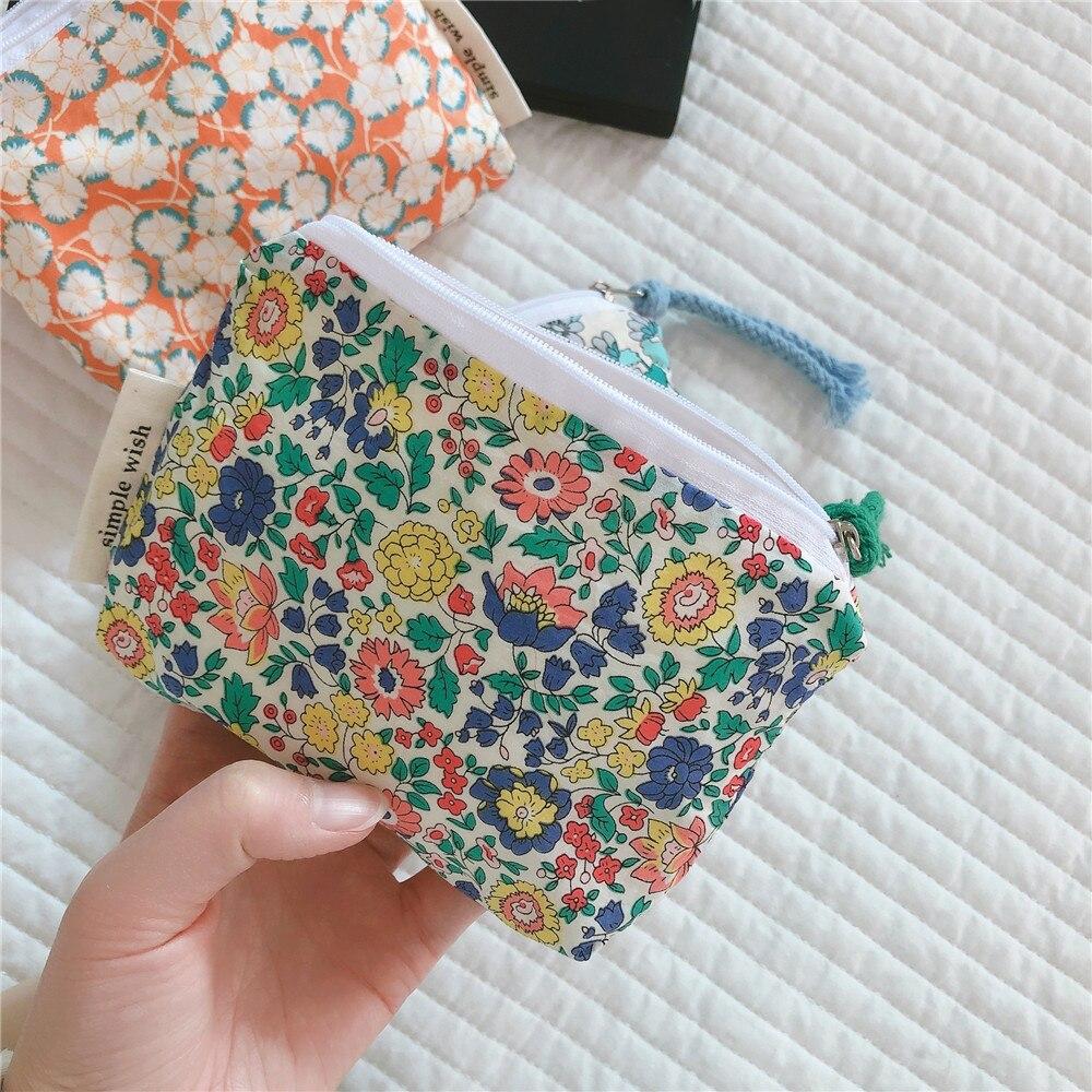 Mini Cotton Floral Organizer Bags for Women Bag Small Fabric Cosmetic Make Up Bag Little Purse Coin Pouch Children Cosmetic Case