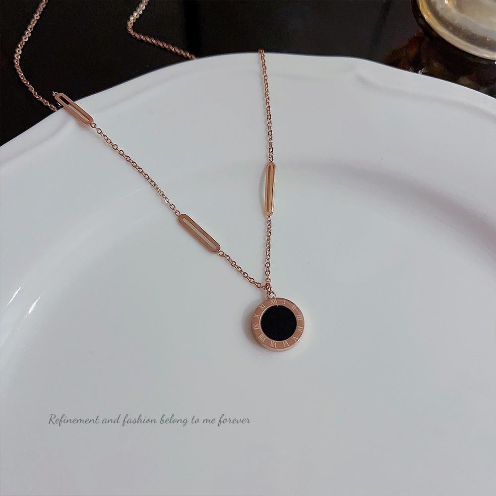 18K Gold Titanium Rhombus Clavicle Chain Necklace - Women’s Trendy Geometric Choker Pendant