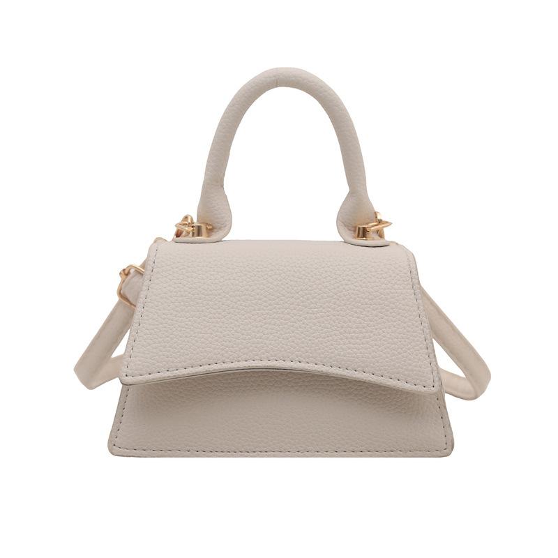 Fashion bag women's 2025 spring new trend fashion shoulder bag simple casual messenger bag solid color temperament bag