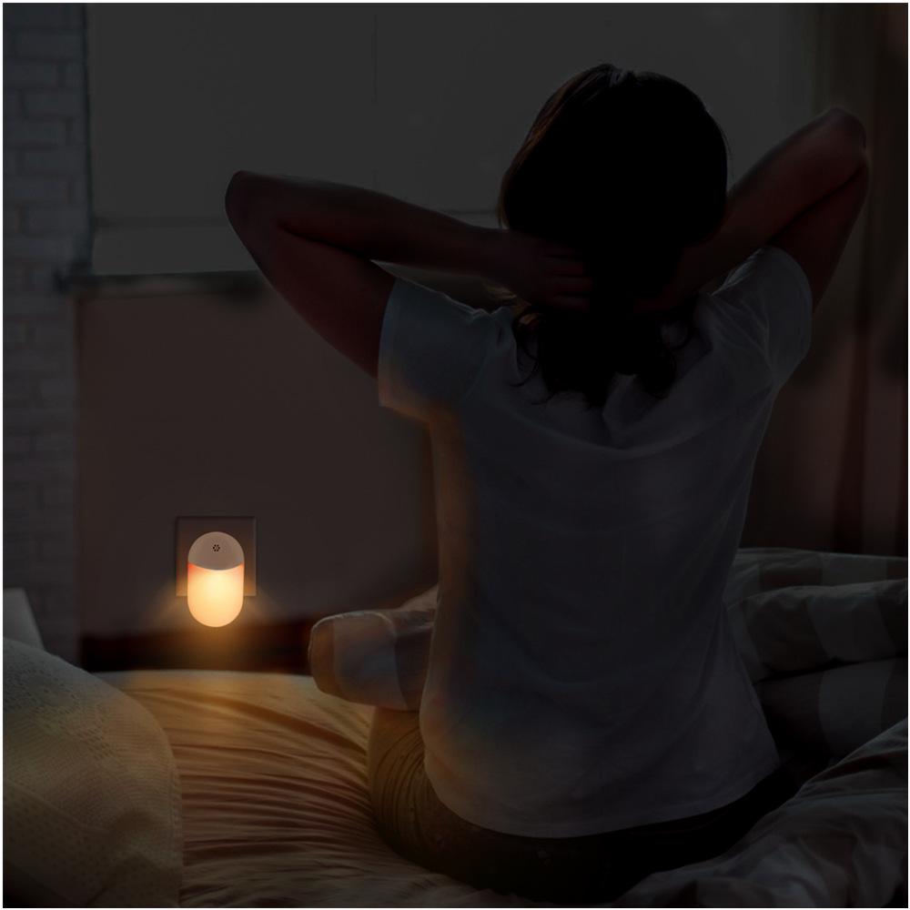 LED Night Light with Smart Control - Sleep Aid Red Light for Pregnant Women & Babies