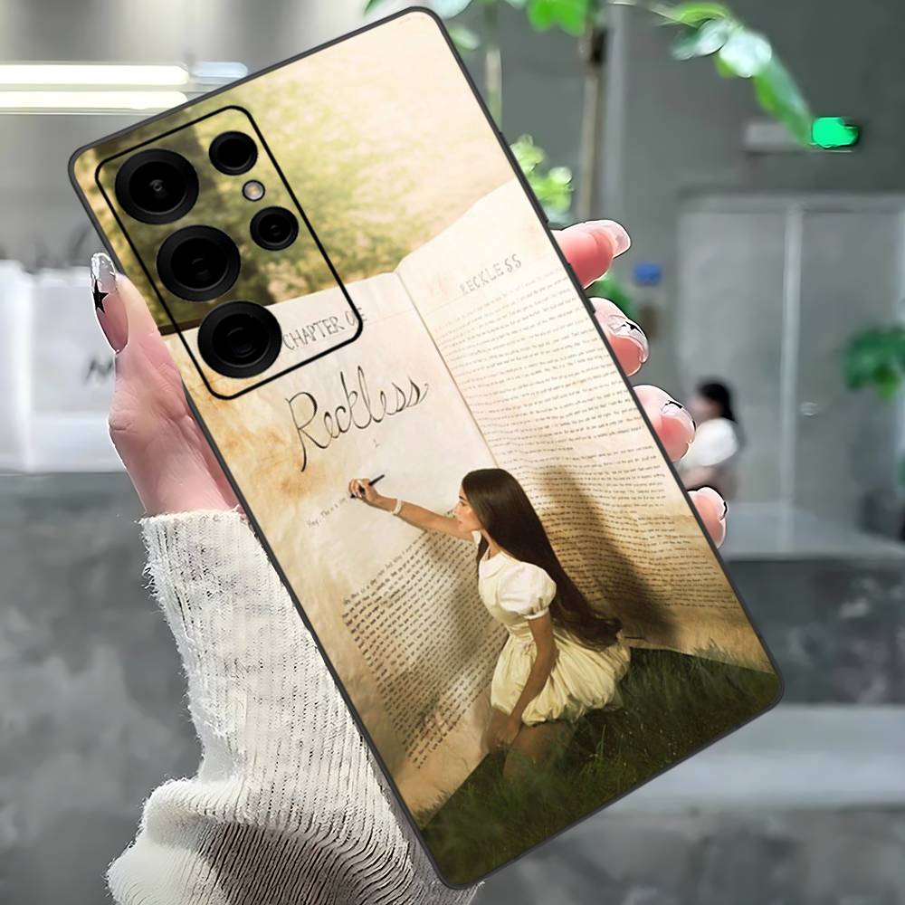 M-Madison BeerS Singer Phone Case For Samsung S 24 fe 25 Ultra plus 20 lite 21 30 22 23 24 22 Ultra 5G Fundas