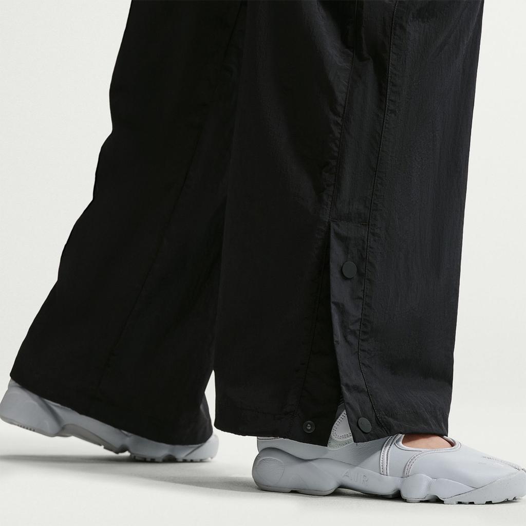 Nike AS W NSW PARACHUTE HR PANT IR7573-010