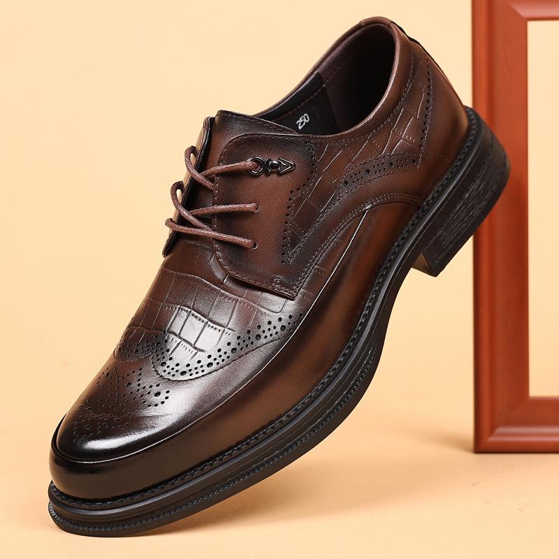 

Мужская кожаная обувь осень новая первый слой коровьей кожи туфли для платья бизнеса свадьбы черная повседневная мужская обувь британская кожа 44 темно-коричневого