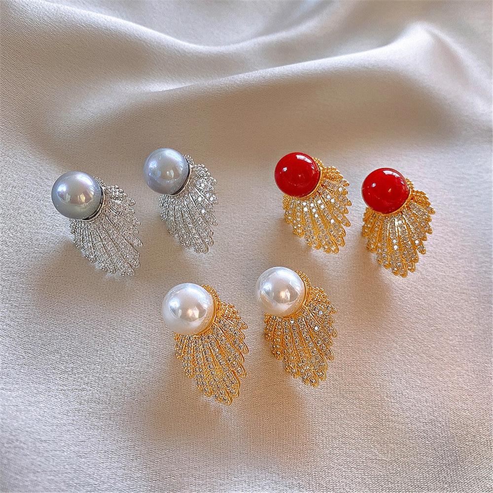 Cute Female White Red Pearl Gold Color Stud Earrings Vintage Bridal Wedding Jewelry For Women
