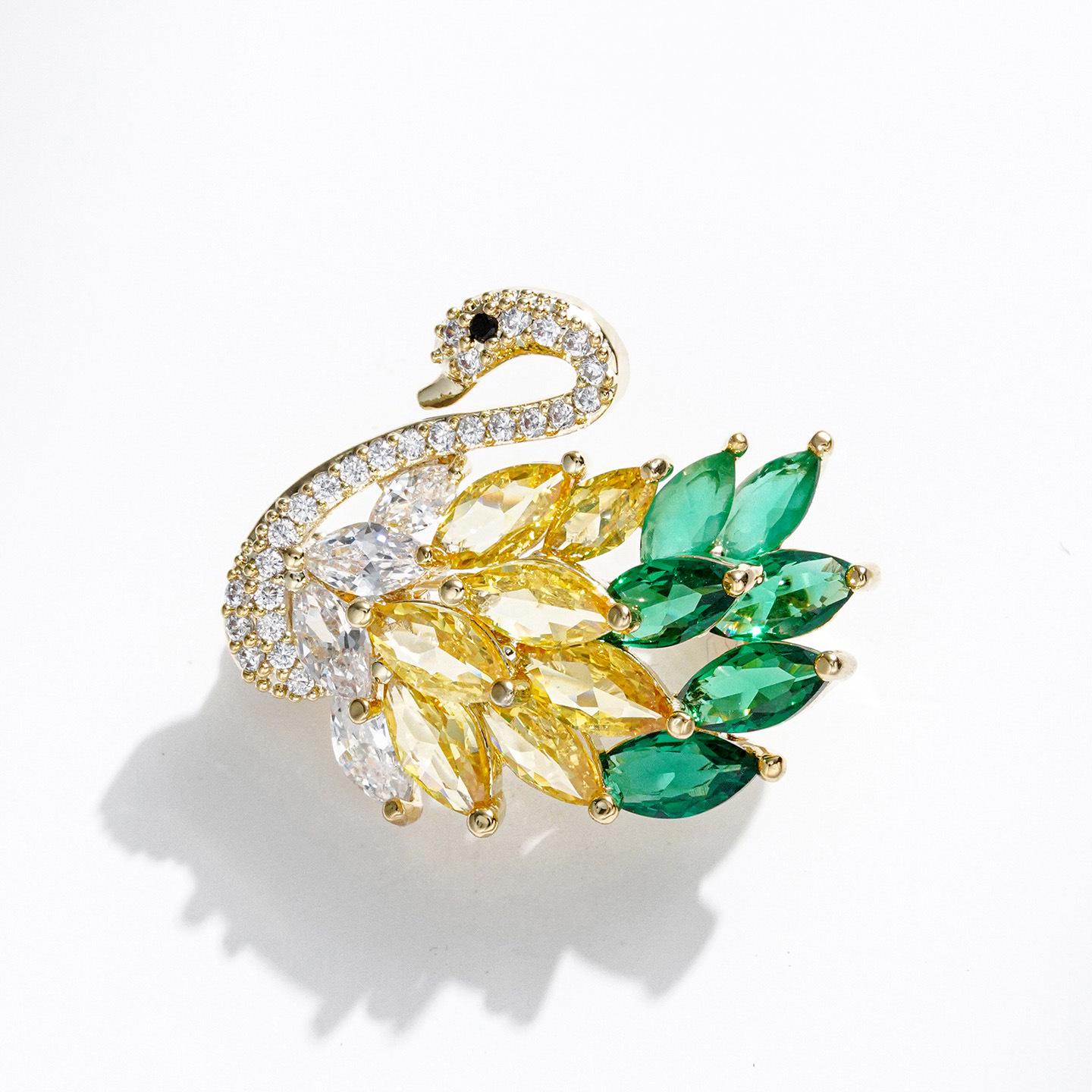 Bo Xin Yun Cute Animal Little Swan Brooch - Versatile Fashion Accessory