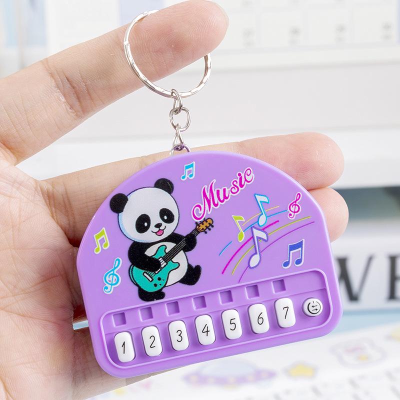 Luminous Mini Piano Keychain: Children s Electronic Keyboard Toy