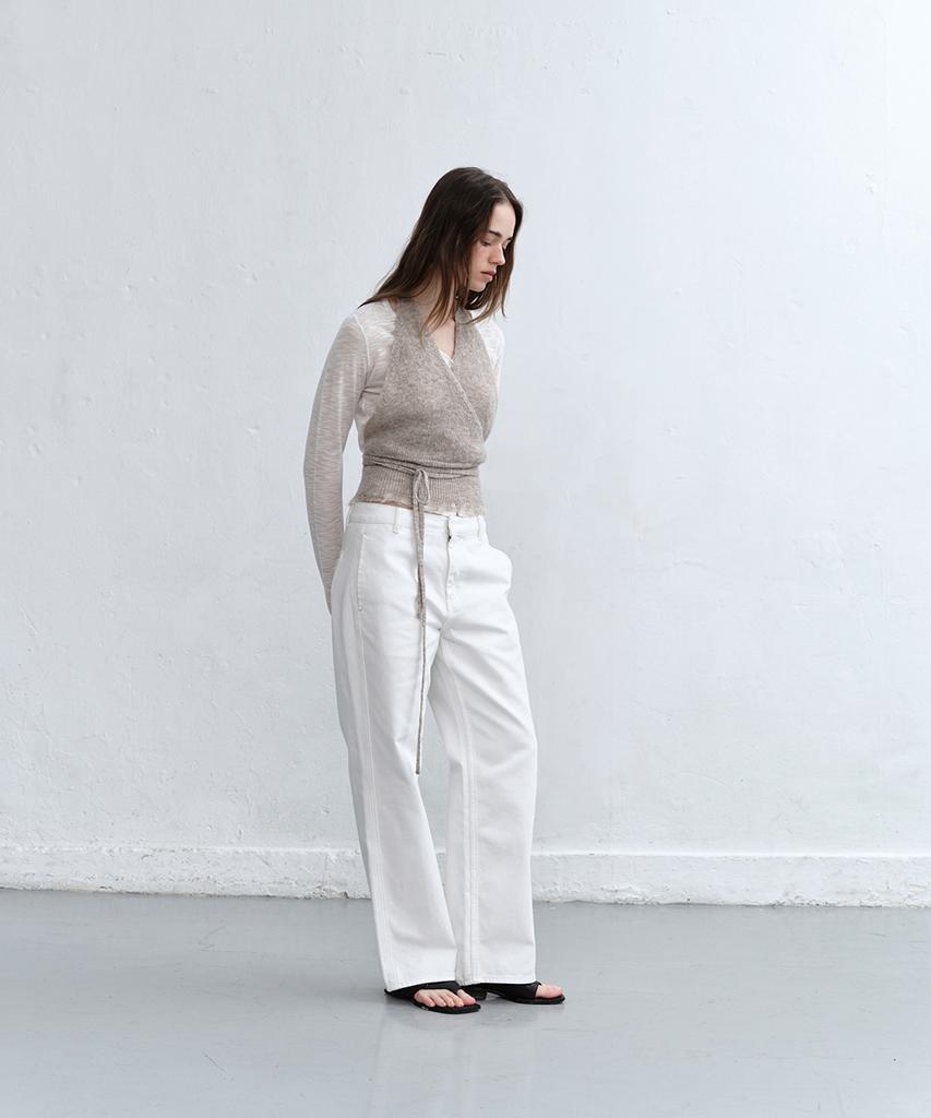 Loutaideu Raw Edge Halter Knit [Beige]