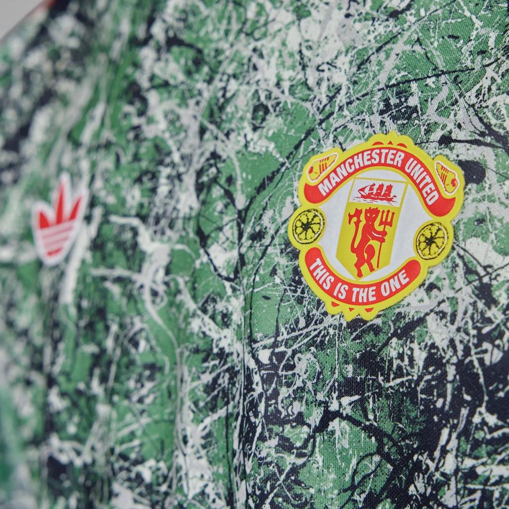 adidas originals Manchester United Stone Roses Originals Icon Jersey (Unisex) Soccer Jerseys IM8270