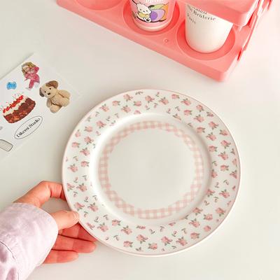 1Pc Pink Floral Ceramic Dinner Plate, Lace-Edged Girly Pink Hand-Painted Small Floral French Plate, Light Snack Salad Plate,
