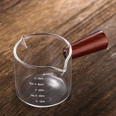 Japanischer Holzgriff Glas Doppelmund Milchbecher Kaffeegeschirr Milchbecher, Kaffee-Flüssigkeitsbehälterbecher, täglicher Heim-Milchbecher