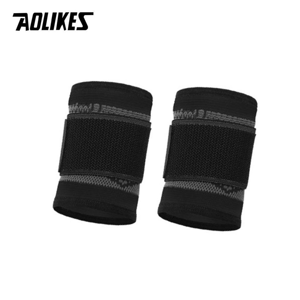 Aolikes Wrist Brace Adjustable Compression Support for Fitness Weightlifting Pain Relief Wrist Wraps