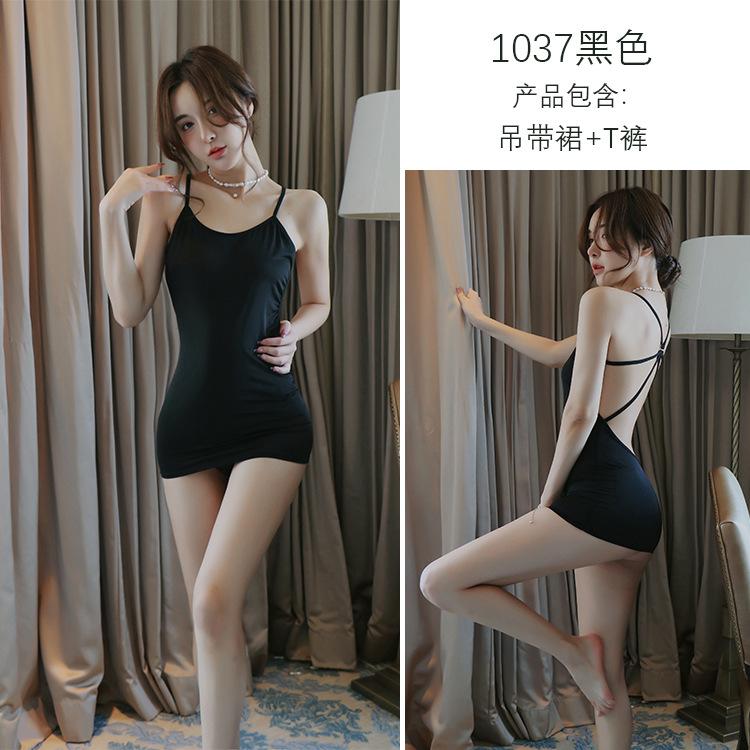 Sexy lingerie woman sexy temptation passionate opening without taking off sexy hot pajamas