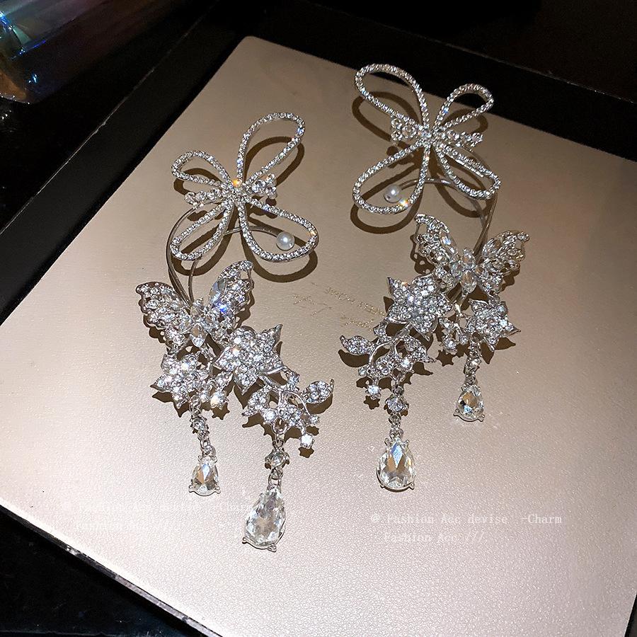 Diamond butterfly hollow water drop earrings heavy industry high sense light luxury ear hanging fashion niche design earrings women
