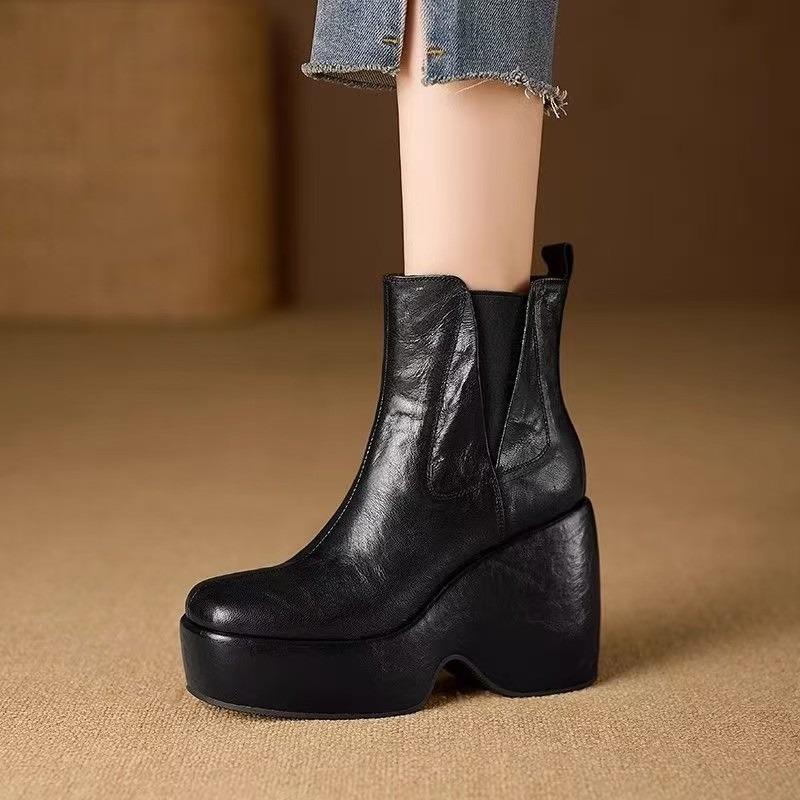 Fashion Ladies Shoes 2025 Ankle Slip-on Women's Boots Fashion Round Toe Modern Boots Women New Best Seller Thick Bottom Shoes for Women