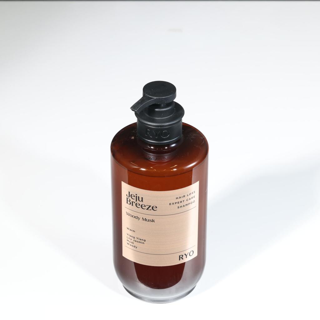RYO Hair Loss Expert Care Shampoo (Jeju Breeza) 585ml