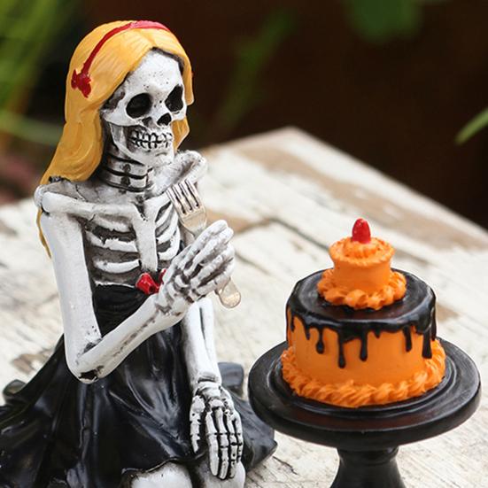 Skeleton Girl Ornament Skeleton Girl Eating A Cake Figurine Gothic Tabletop Sculpture for Halloween Party Decoration