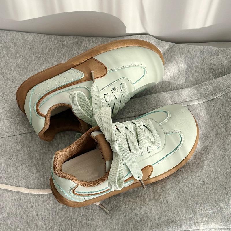 thick-soled women's spring and autumn new versatile casual light sports casual board shoes college style