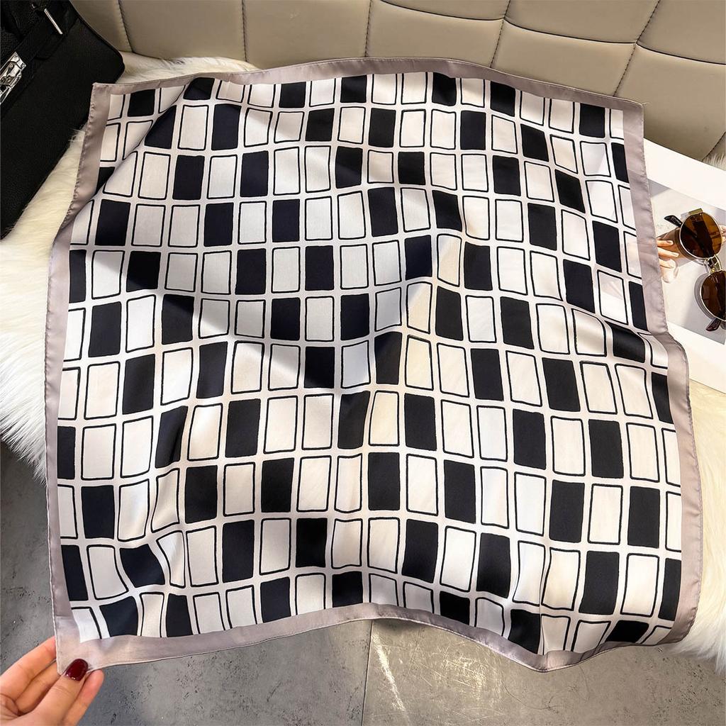 Korean High-end Printed Silk Scarf Women's Thin Neck Protection Neck Small Square Scarf Versatile Fashion Decorative Small Scarf