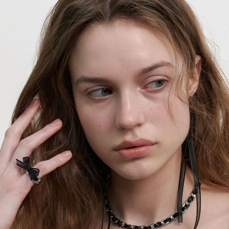 LOVE ME MONSTER Sheer Cute Ribbon Chain Ring (L241MRI070)