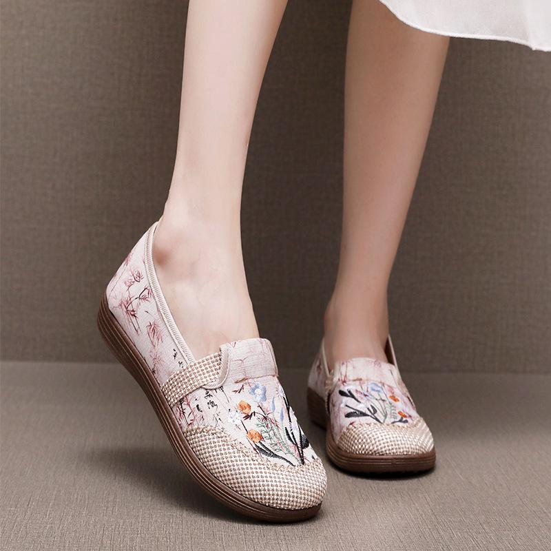 Autumn Retro Beijing Cloth Shoes - Comfortable Flat Bottom, National Style Mom Shoes