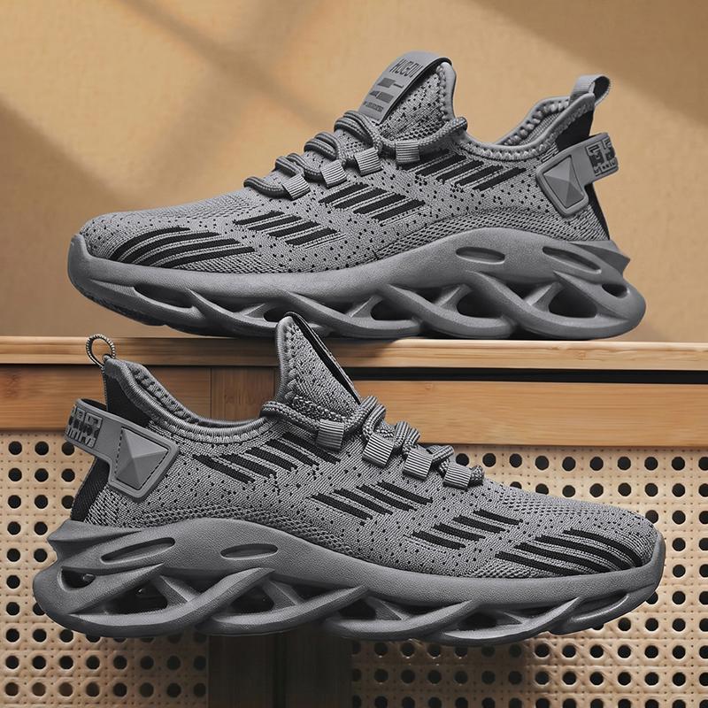 New Fashion Men 's Four Seasons Comfortable Thick Sole Shoes Students BoysTrending Soft Sole Breathable Casual Running Sneakers