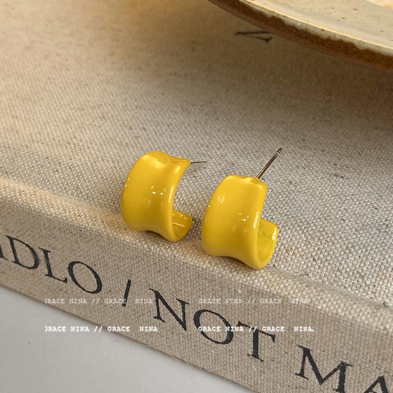 

Корейские Стильные Цветные Эмалевые Серьги-гвоздики в виде круга - Новый тренд 2025