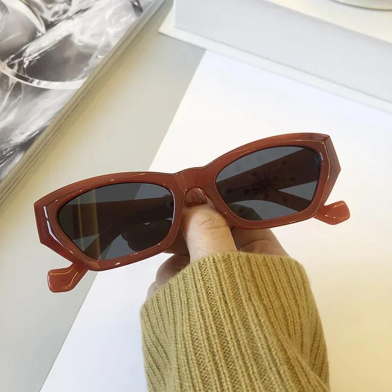 

Personalized Sunglasses for Women Fashion Rectangle Small Frame Sun Glasses Vintage Classic Designer Travel Eyewear Shades UV400