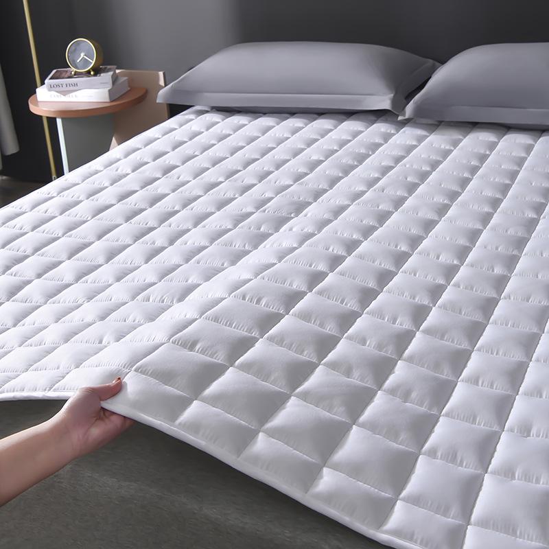 Hotel Bed Protector: Stain-Proof Quilted Mattress Cover