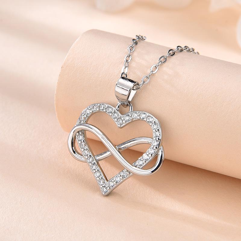 925 Sterling Silver Heart-Shaped Infinity Necklace - Women's European & American Fashion Clavicle Chain