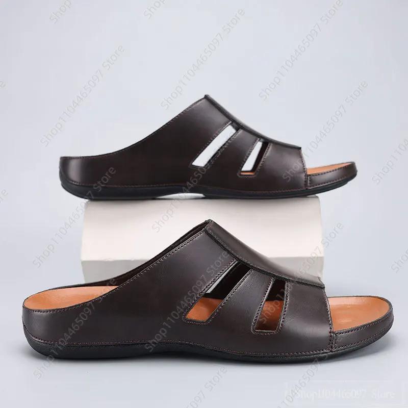Fashion 2025 Men's plus size leather slippers with super strong elasticity, stylish, non slip and wear-resistant slippers