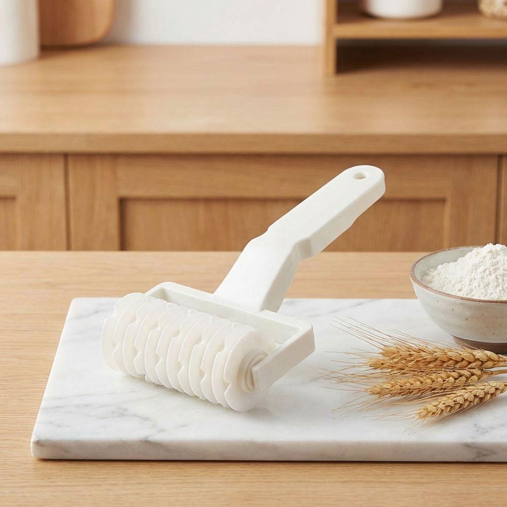 ABS Pastry Cutter White Lattice Lattice Dough Cutter 45mm Wheel Diameter Non-Stick Pastry Lattice Roller