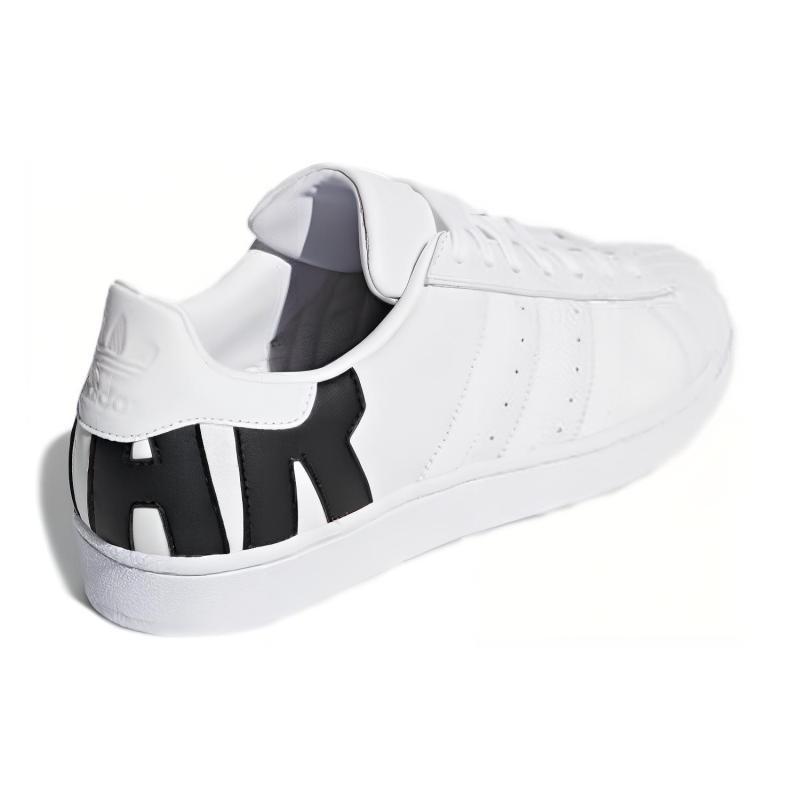 adidas Sneakers Superstar con Logo Grande B37978