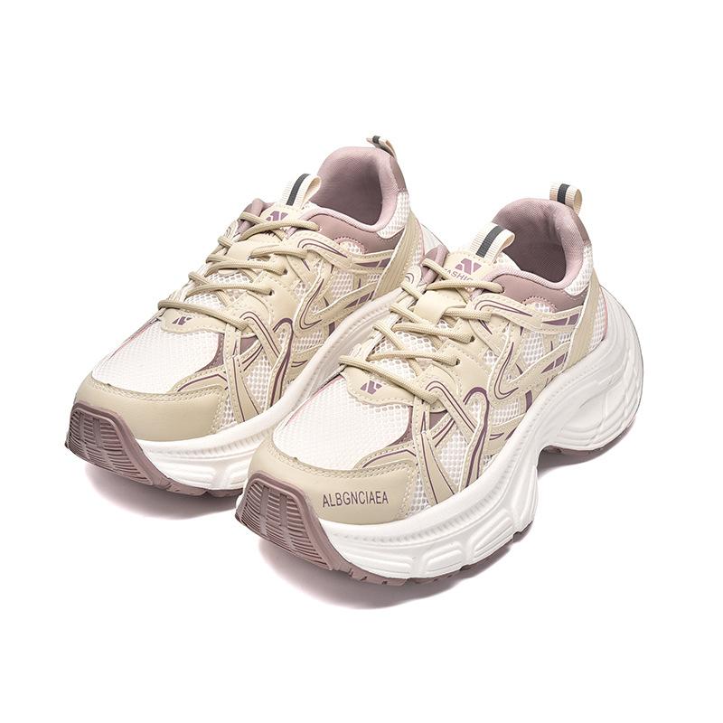 Chaussures de papa à plateforme en maille pour femmes 2025 printemps et été nouvelle version coréenne polyvalentes bout rond à lacets assorties couleurs chaussures de sport décontractées tendance