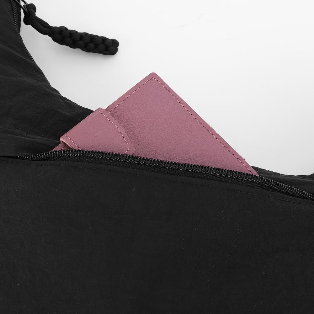 Nylon Crossbody Bag with Zipper Trendy Crescent Bag with Adjustable Strap Hobo Shoulder Bag Lightweight Shoulder Purse for Women