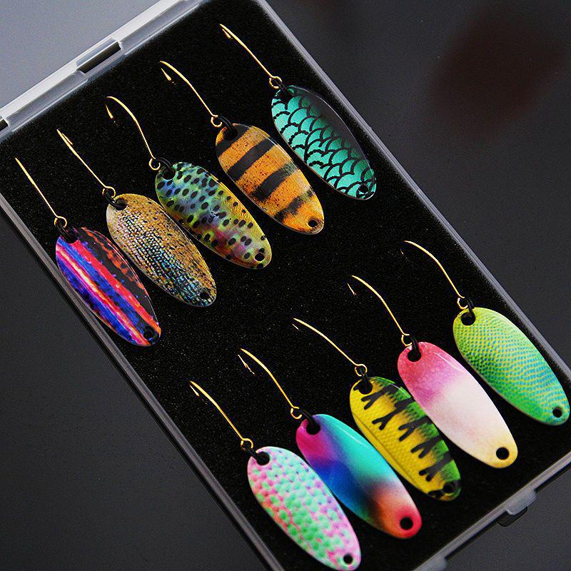 Lu Ya 3D Forellen-Paillettenköder-Set mit goldenem Einzelhaken