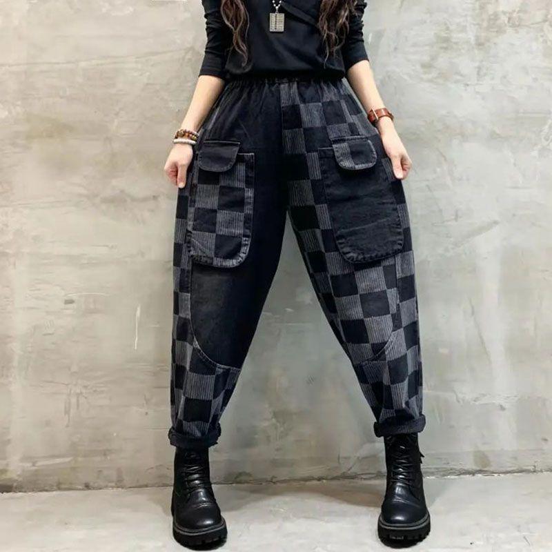

In-Stock 2023 Spring Fashion: Retro Printed Distressed Denim Harem Pants, Loose Fit, Plus Size L (105–115 jin)