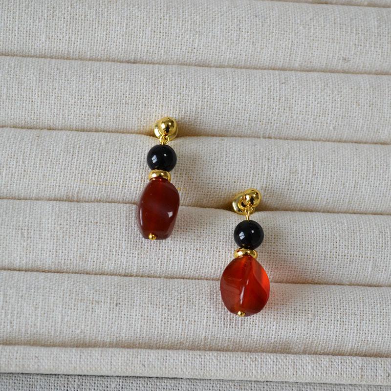 Retro Black & Red Agate Beaded Silver Stud Earrings