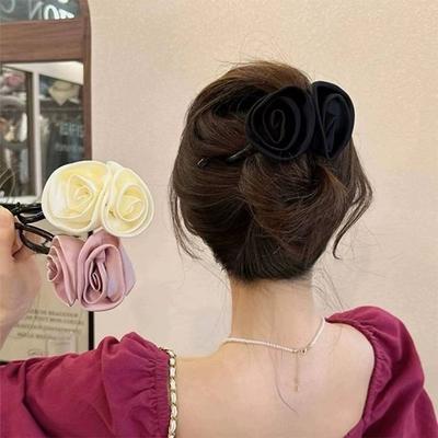Elegantní květinová spona do vlasů pokrývka hlavy saténová kroucená spona sladká růže sponka do vlasů dívky