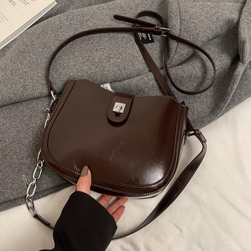 Ielgy Retro Large-Capacity Autumn Winter All-Match One-Shoulder Underarm Messenger Bag