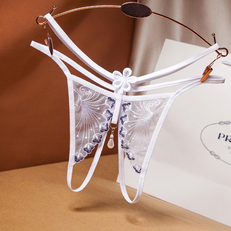 Комплект стрінгів з вирізом у промежині та швидким розстібанням - Пристрасна білизна для веселих ночей