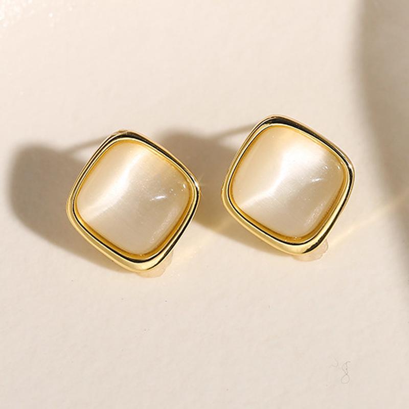 Women's Opal Earrings Trendy Golden Square Small Stud Earrings Lovely Geometry Jewelry Ear Accessories bijoux femmes