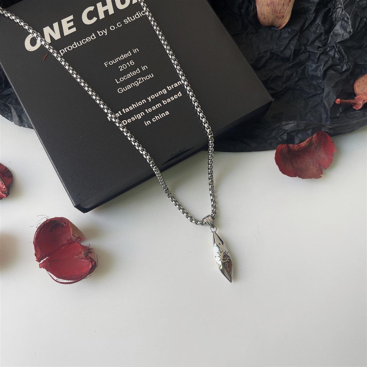 

Retro Meteorite Pendant Necklace - Men s, Boys , and Women s Hip Hop Style Sweater Chain.