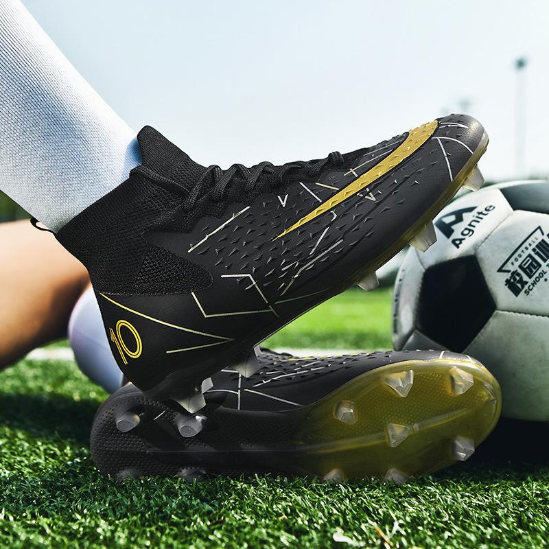 Seamless fly-woven football shoes men s broken nails long nails into lawn student game training sneakers 35