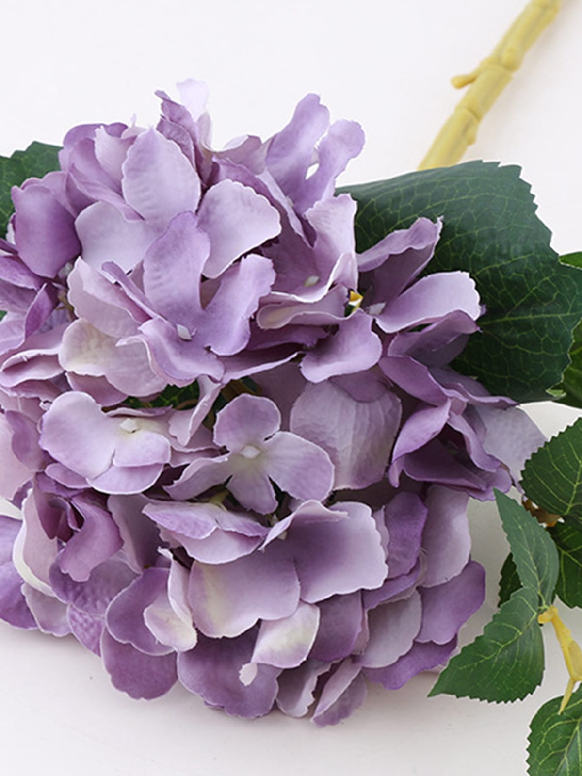 

4 шт. шелковые цветы гортензии со стеблями искусственные цветы гортензии искусственные цветы гортензии искусственные цветы гортензии со стеблями для домашнего декора фиолетовый