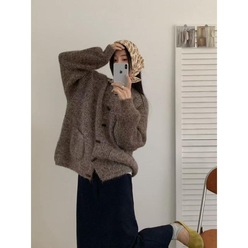 

Вязаный кардиган на пуговицах-рожках в стиле ретро для женщин, новинка осени и зимы, свободный, ленивый ветер, утолщенная свитер-куртка для женщин average size кофейный